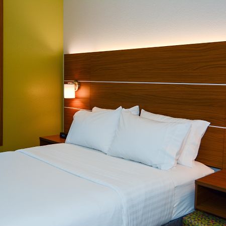 Holiday Inn Express Hotel & Suites New Boston By Ihg Zewnętrze zdjęcie