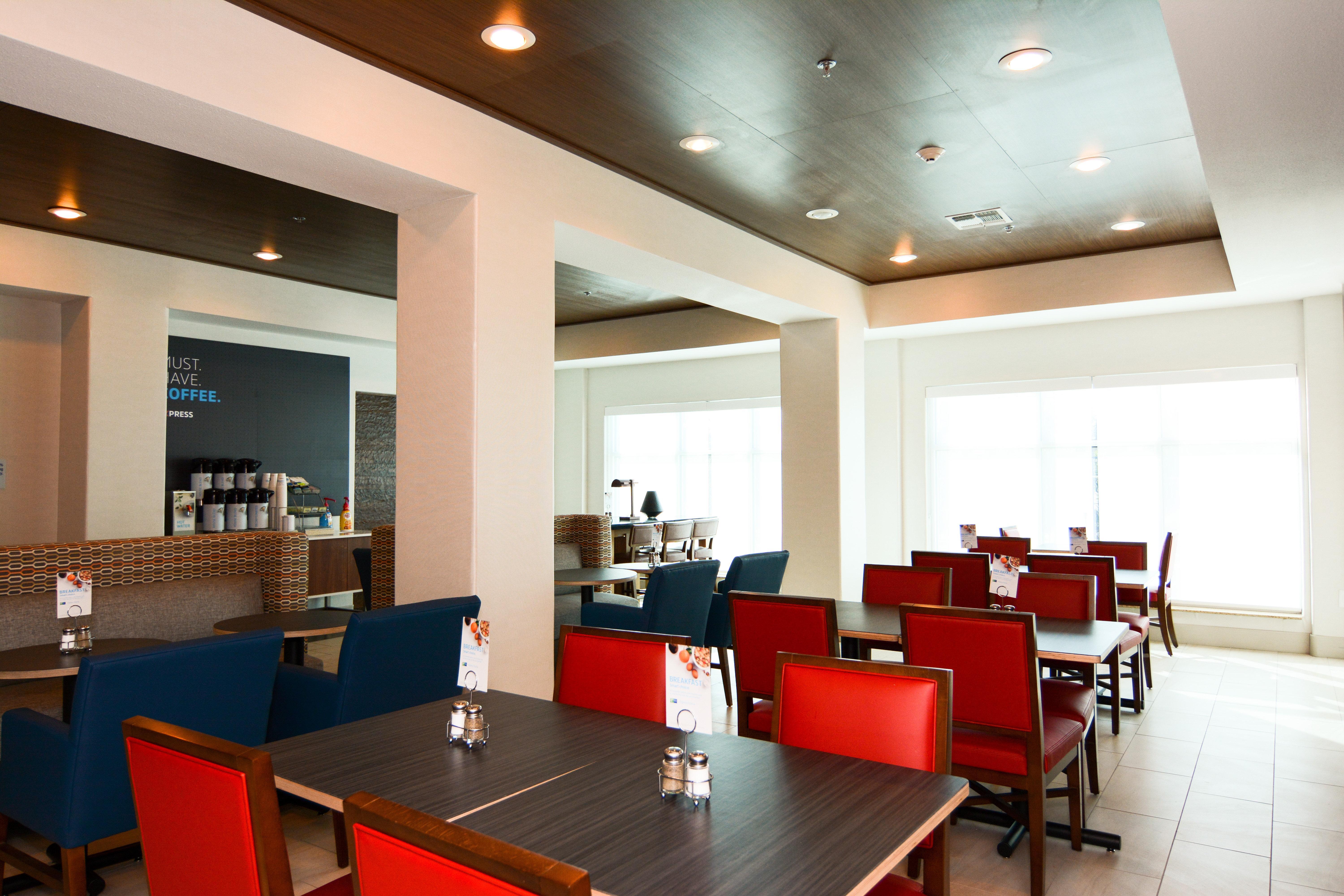 Holiday Inn Express Hotel & Suites New Boston By Ihg Zewnętrze zdjęcie